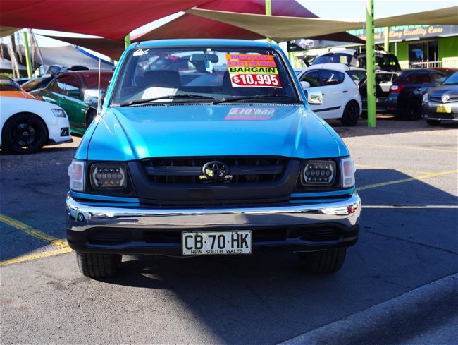 2001 Toyota Hilux Workmate RZN147R