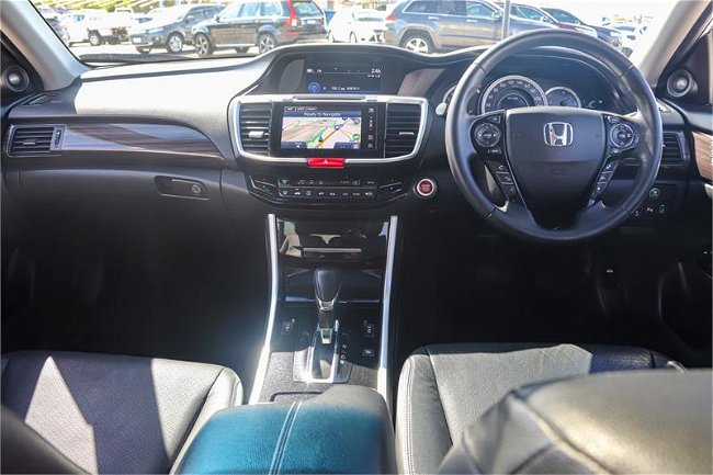 2018 Honda Accord VTi-L 9th Gen MY18