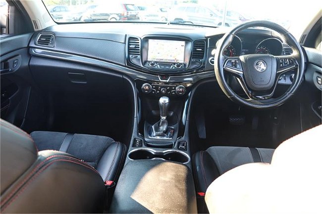 2016 Holden Commodore SV6 Black VF II MY16