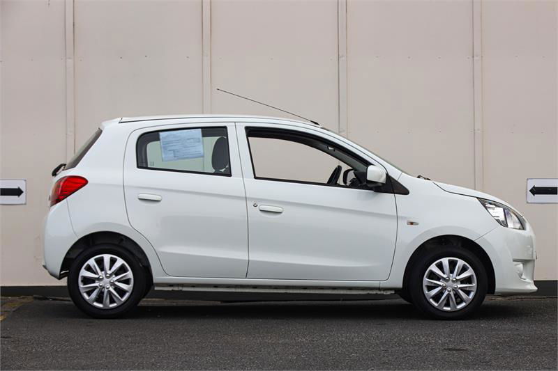 2013 Mitsubishi Mirage ES LA MY14