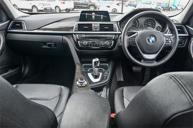 2015 BMW 3 Series 318i Sport Line F30 LCI Auto