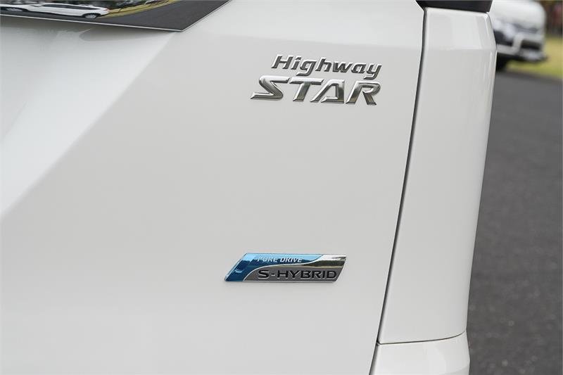 2015 Nissan Serena  HFC26