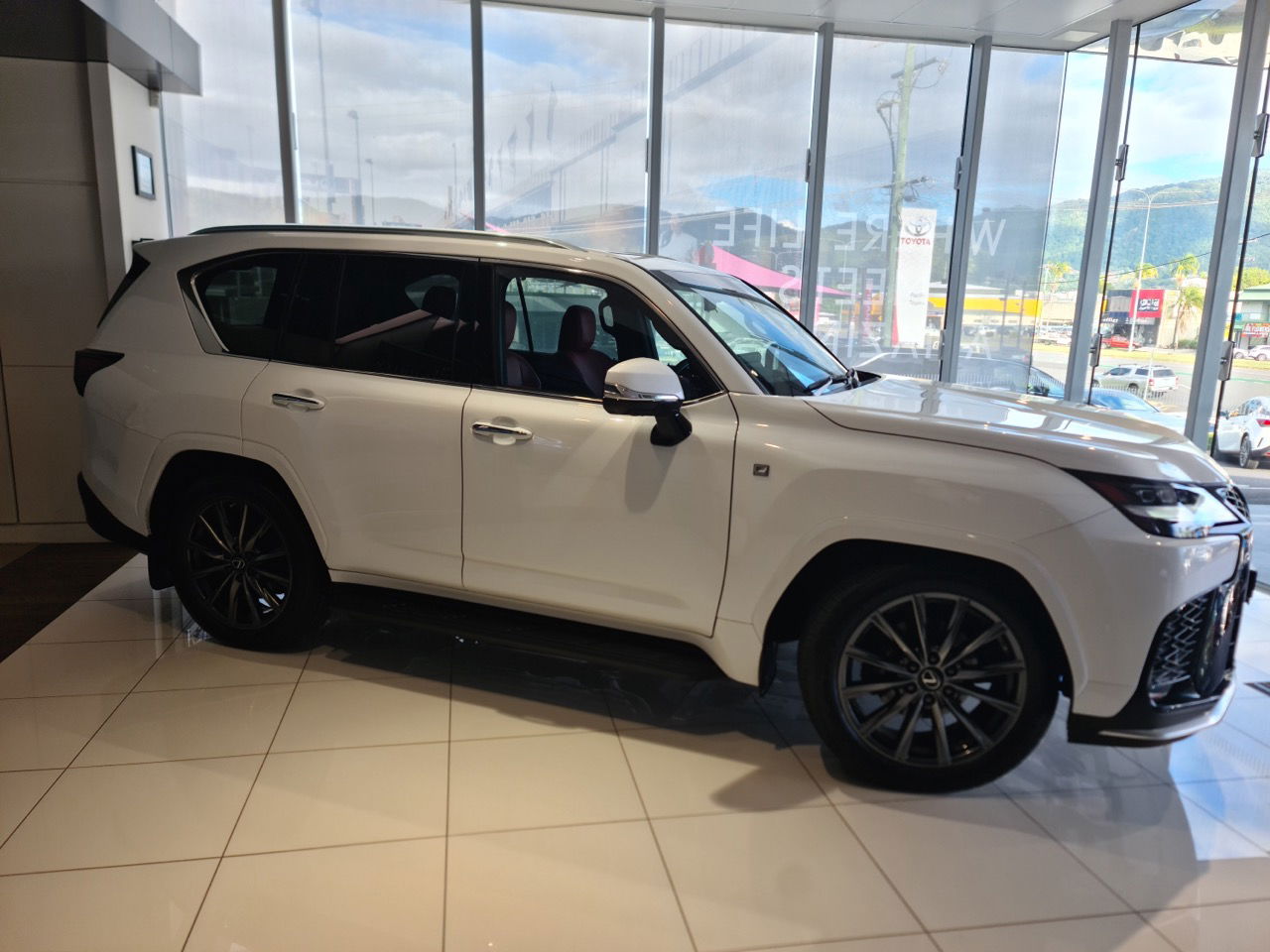 2022 Lexus Lx600 F Sport 3.5L TurboWagon001 3356980B0