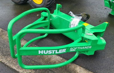 0 Hustler SOFTHANDS LM 100