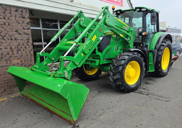 0 John Deere 6140M