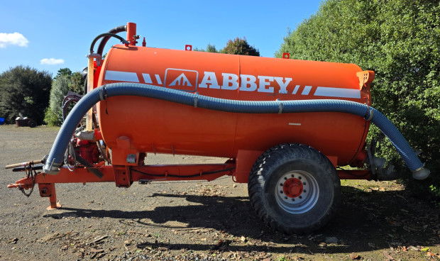 0 Abbey 2000SD