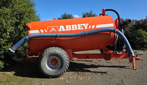 0 Abbey 2000SD