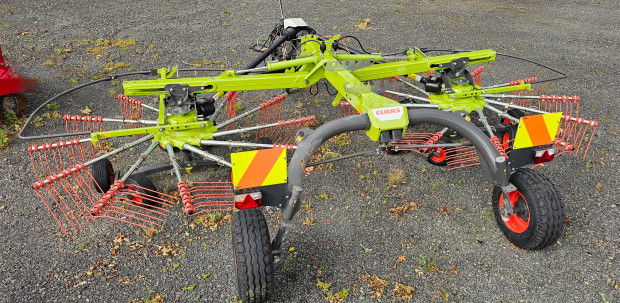 0 Claas LINER 2700