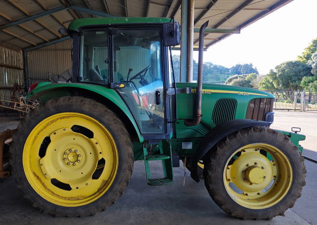 0 John Deere 6420