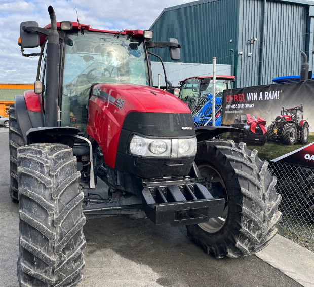 0 CASE IH Maxxum 125