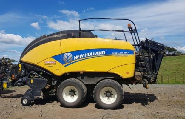  New Holland Big Baler 890 Crop Cutter  
