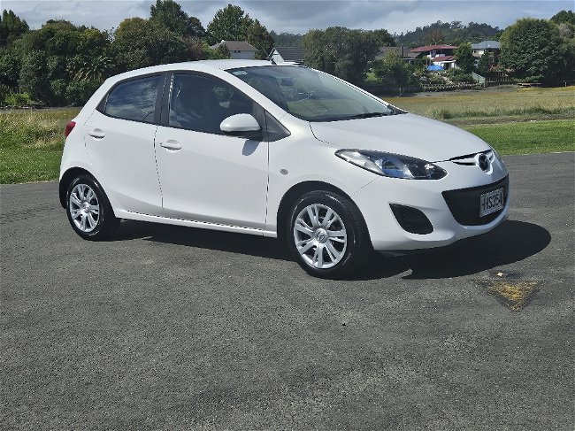 2014 Ford mazda 2 Classic 1.5 4at