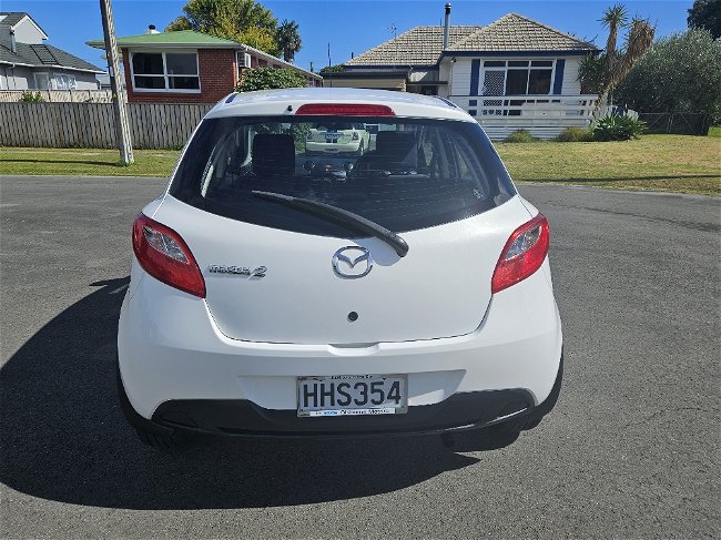 2014 Ford mazda 2 Classic 1.5 4at