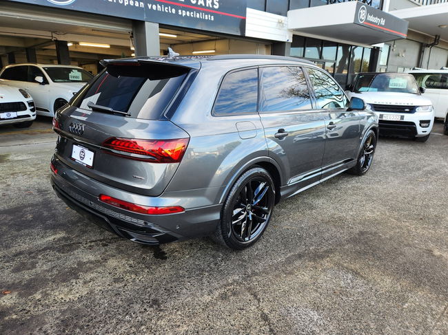 2022 Audi Q7  3.0 TFSI S-LINE 250KW QUATTRO