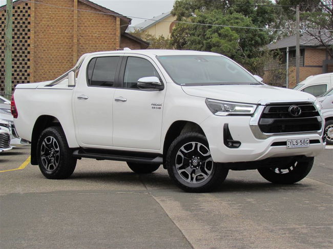 2021 Toyota Hilux Sr5 (4x4) Gun126r