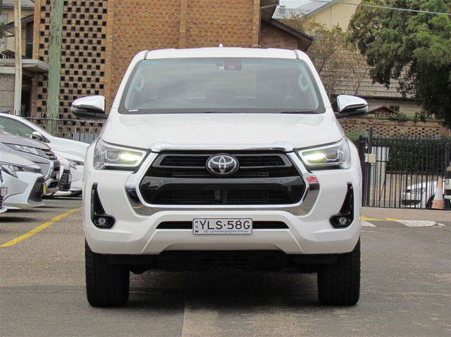 2021 Toyota Hilux Sr5 (4x4) Gun126r