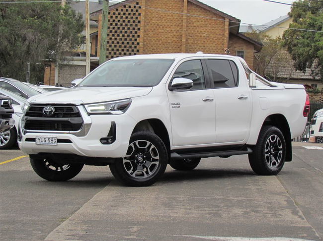 2021 Toyota Hilux Sr5 (4x4) Gun126r