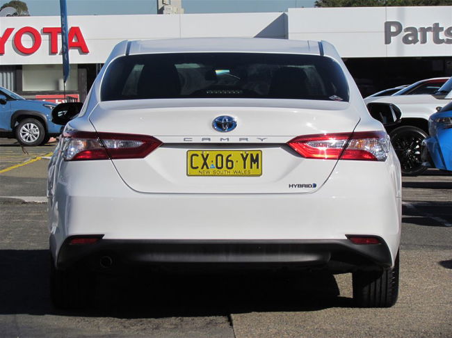 2020 Toyota Camry Ascent Hybrid Axvh70r