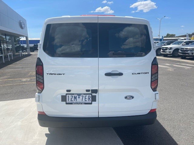 2024 Ford Transit Custom Ford All-new Transit Custom 2023.75 Van Swb Trend 2.0l Diesel 8spd Auto . .