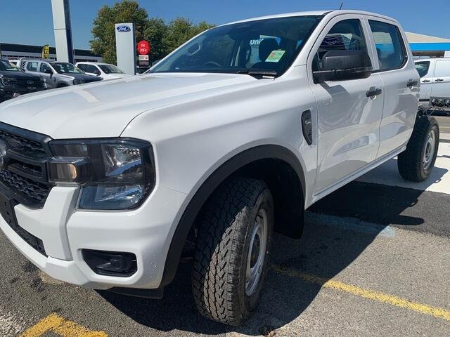 2023 Ford Ranger Ford  2024.00 Double Cab Chassis Xl . 2.0l Bit Dsl 10 Spd Auto 4x4 .