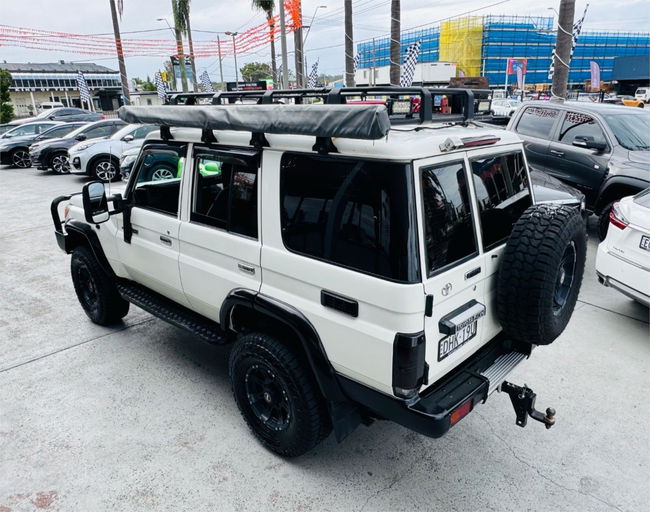 2011 Toyota Landcruiser Workmate Manual 4x4 MY10