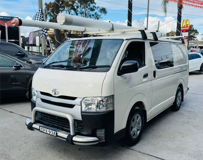 2016 Toyota Hiace LWB Auto