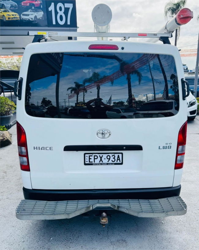 2016 Toyota Hiace LWB Auto